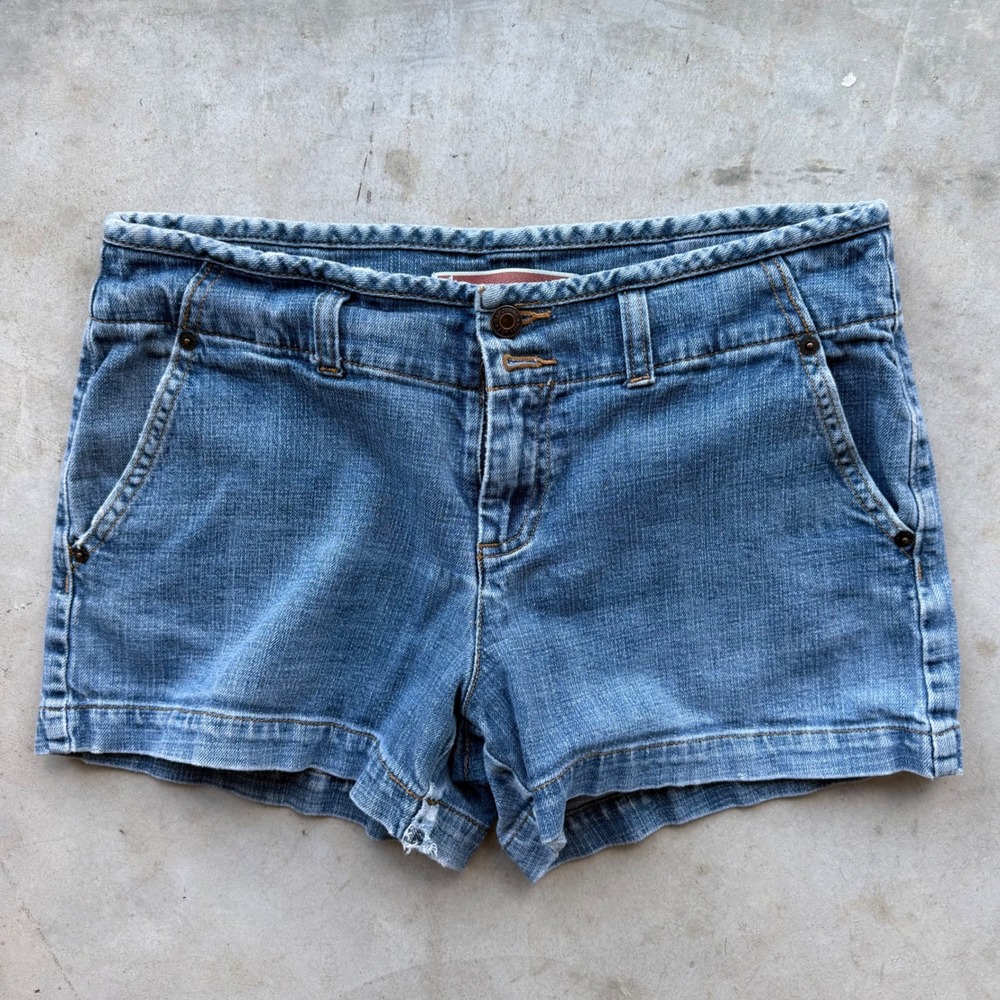 Gap Jeans Womens 10 Denim Shorts Medium Wash Double Button Flap Pocket Y2K